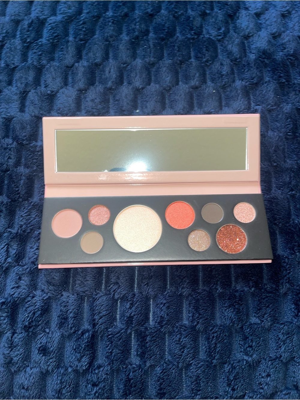 Touch in SOL Pink Parade Palette